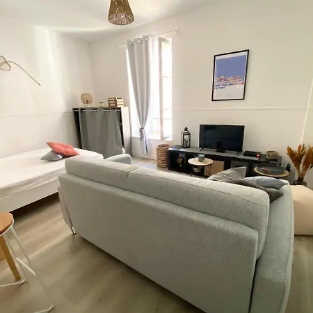 Le Clain- Cathedrale -la Conciergerie 普瓦捷